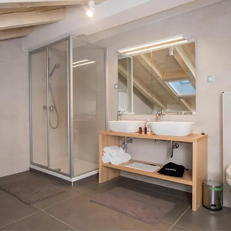 Boutique Mirabilis * سكرادين