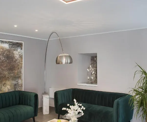 Boutique Mirabilis Апартаменты Скрадин